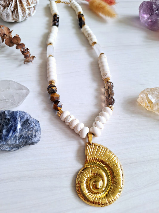 Susurros del mar Necklace