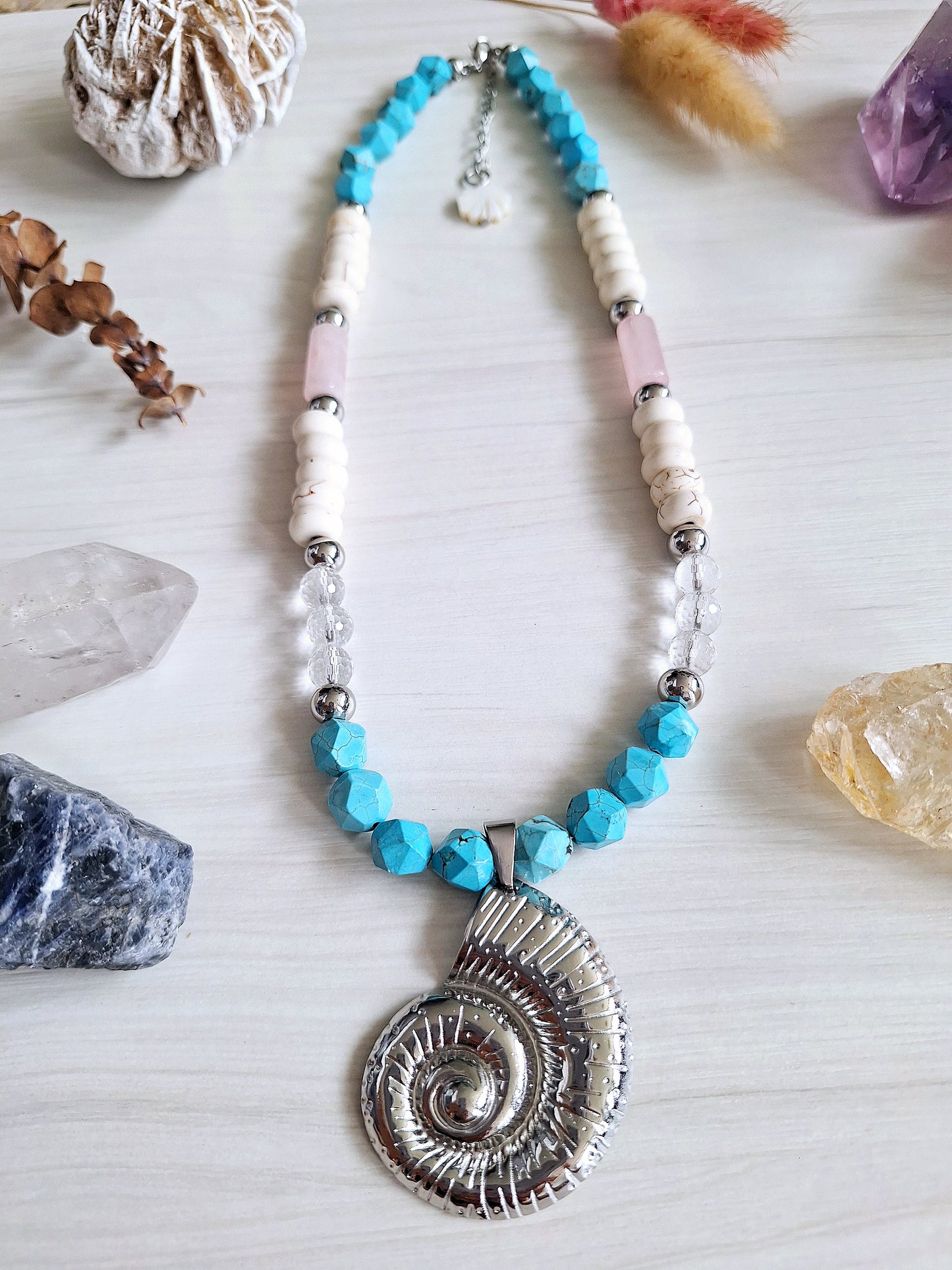 Susurros del mar Necklace